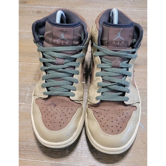 Size 9 - Air Jordan 1 Retro Armed Forces Men\'s Basketball Shoes 325514-231 Brown main image 8